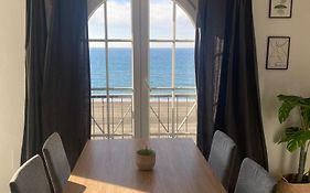 Apartamento Tres Habitaciones Primera Linea De Playa